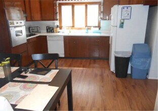 130 Ridgeway St in East Stroudsburg, PA - Building Photo - Building Photo