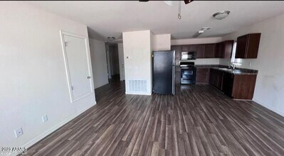 1074 Kachina Dr in Coolidge, AZ - Building Photo - Building Photo