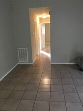 5111 Beaverhill Dr in Houston, TX - Building Photo - Building Photo