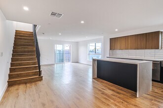 6224 Banner Ave in Los Angeles, CA - Foto de edificio - Building Photo