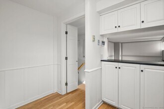 15 Lafayette Ct in Greenwich, CT - Building Photo - Building Photo