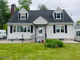 23 Beacon Ave in Albany, NY - Building Photo