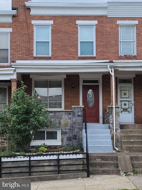 834 Ponca St in Baltimore, MD - Building Photo