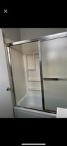 303 N Main St, Unit Upstairs in Newark, NY - Building Photo