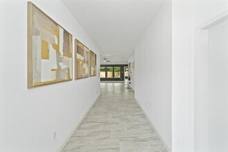 22902 Still Pond Dr in Tomball, TX - Building Photo - Building Photo