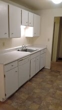 7021 Sand Point Way NE in Seattle, WA - Building Photo - Building Photo