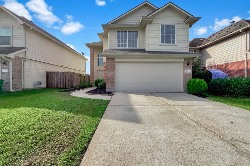 2714 Shearwater Bend Dr in Humble, TX - Building Photo