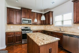 12185 Centerra Dr in Hampton, GA - Building Photo - Building Photo