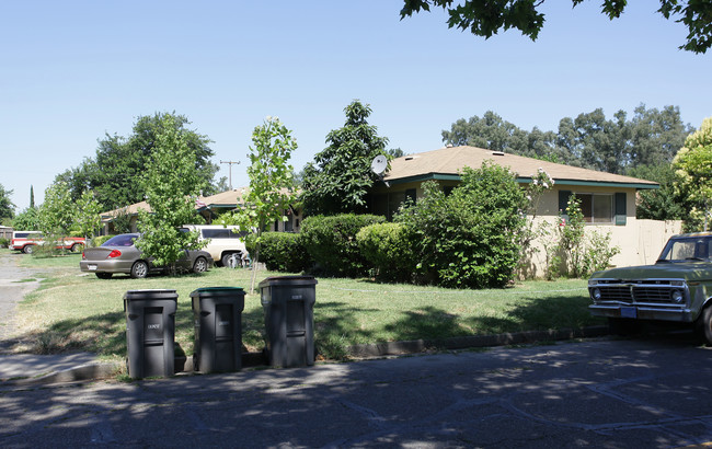 610 Pecan St in West Sacramento, CA - Building Photo - Building Photo