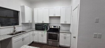 7000 Bentley Ave in Fort Worth, TX - Building Photo