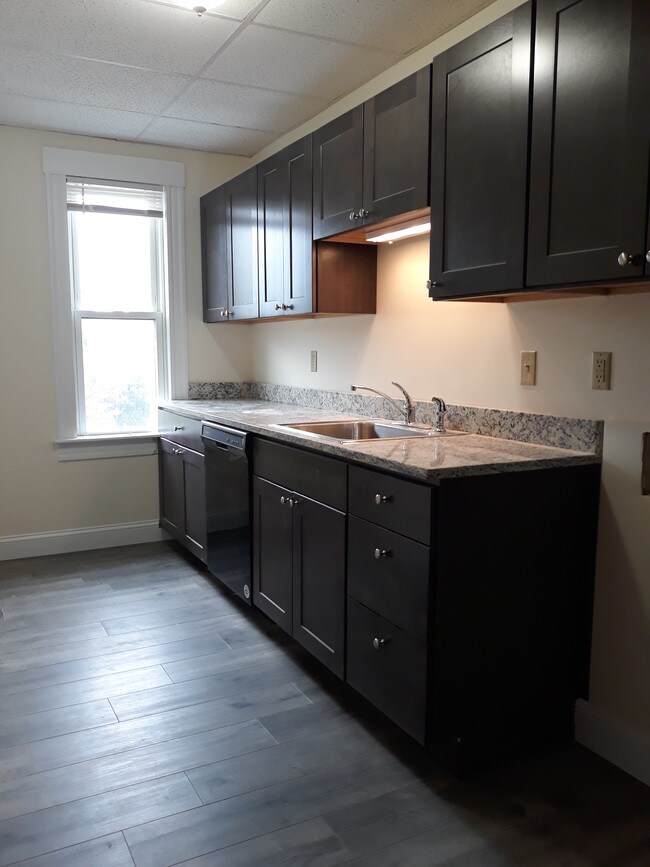 5 Cohasset St Rentals in Worcester, MA