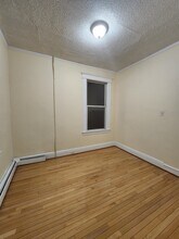 122 Jewett Ave in Jersey City, NJ - Building Photo - Building Photo