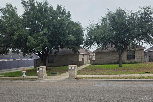 property at 2204 N Dahlia St