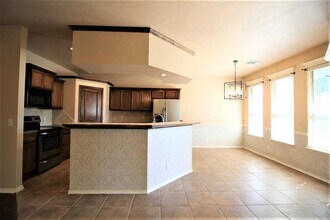 16601 La Paloma Lane in Edmond, OK - Building Photo - Building Photo