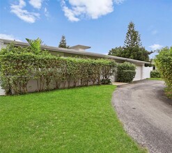 4810 Johnson St in Hollywood, FL - Foto de edificio - Building Photo