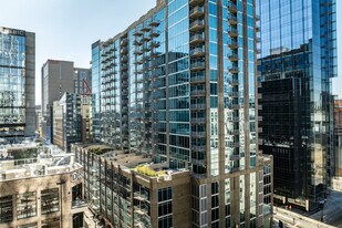 Encore Condominiums in Nashville, TN - Building Photo