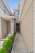 104 Aria Rdg in Austin, TX - Foto de edificio - Building Photo