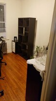 32-12 38th St Apartamentos