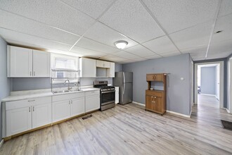 48 Rocliffe St in Fall River, MA - Building Photo - Building Photo