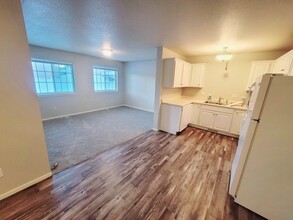 4907 South Tennis Lane, Unit 4905 in Sioux Falls, SD - Building Photo - Building Photo