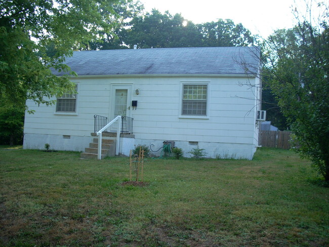 property at 1713 Rockwood Rd
