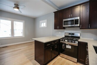 544 Culver Pkwy in Irondequoit, NY - Building Photo - Building Photo