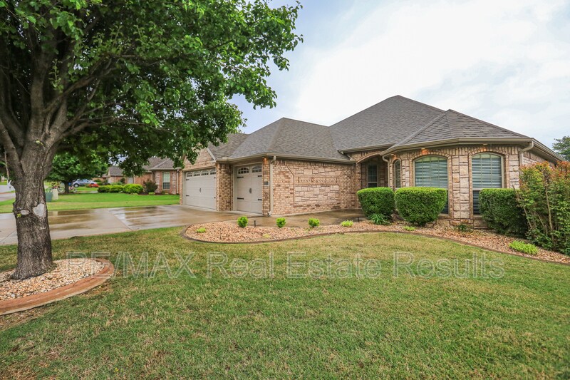 3505 SW Cranbrook Ave in Bentonville, AR - Building Photo