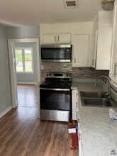 202 Ruzelle St in Warner Robins, GA - Building Photo - Building Photo