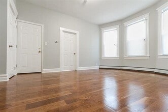 222 Grant Ave in Jersey City, NJ - Building Photo - Building Photo