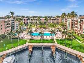 120 SE 5th Ave in Boca Raton, FL - Building Photo