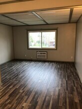 1594 English St, Unit 1S in St. Paul, MN - Building Photo - Building Photo
