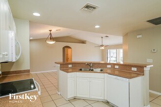 412 Harshaw St in Lehigh Acres, FL - Building Photo - Building Photo