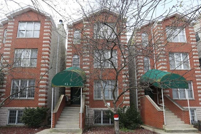 918 N Paulina St, Unit G01C
