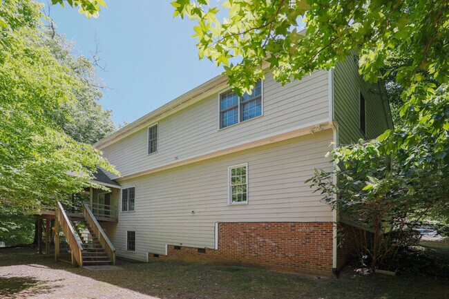 15 Woodcliff Cir in Durham, NC - Building Photo - Building Photo