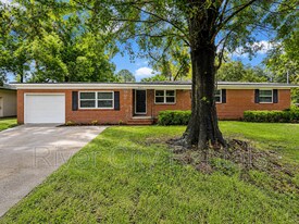 6507 Harlow Blvd in Jacksonville, FL - Building Photo