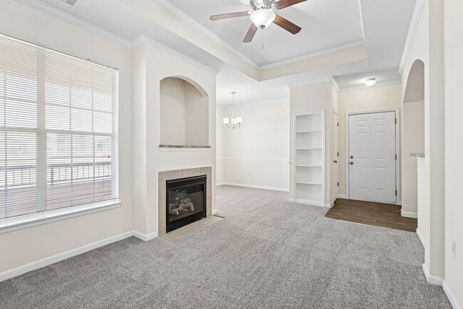 Villas at Park West in Pueblo, CO - Building Photo - Building Photo