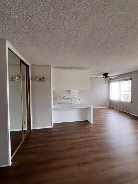 250 Linden Ave in Long Beach, CA - Building Photo