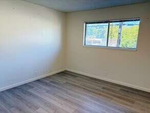 1219 T St, Unit 1219 T St Apt3 Sacramento in Sacramento, CA - Foto de edificio - Building Photo