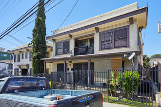 323-329 S Burlington Ave in Los Angeles, CA - Building Photo - Primary Photo