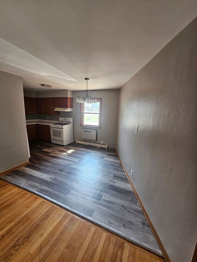 3202 N 76th St in Milwaukee, WI - Building Photo - Building Photo