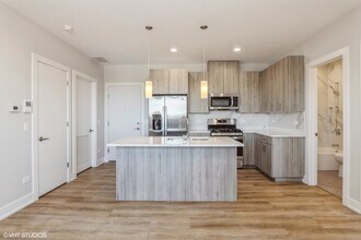 3729 W Belmont Ave in Chicago, IL - Building Photo - Building Photo