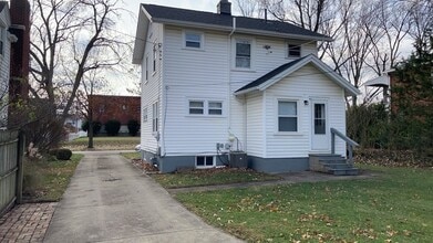 211 Hadley Ave in Dayton, OH - Building Photo - Building Photo