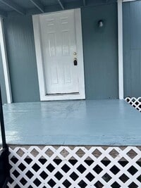 14514 Hillsboro St photo'