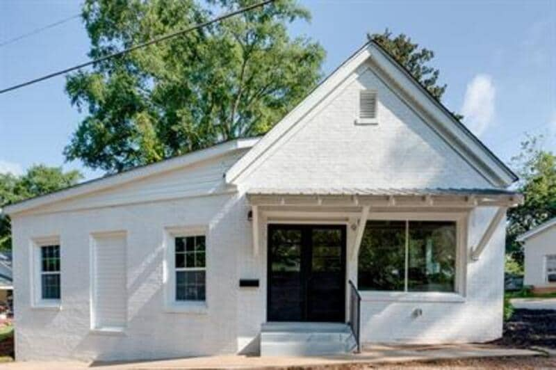 9 Dixie Ave in Liberty, SC - Building Photo