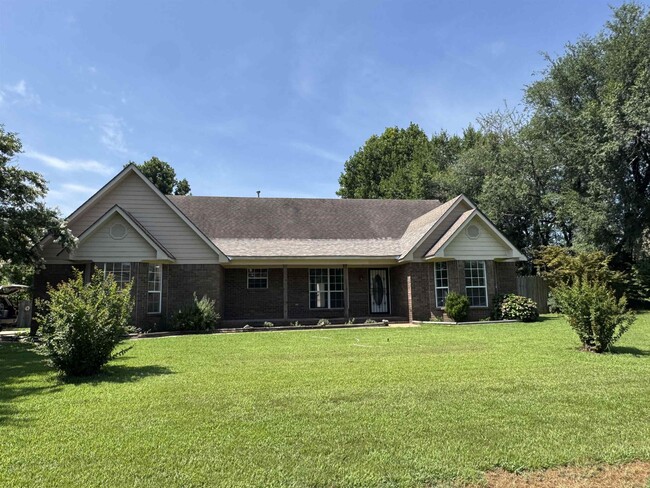 property at 2365 Munford Giltedge Rd