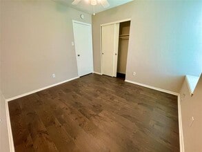 1102 Beecroft Dr in Sugar Land, TX - Building Photo - Building Photo