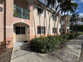 2173 NW 78th Ave in Pembroke Pines, FL - Building Photo - Building Photo