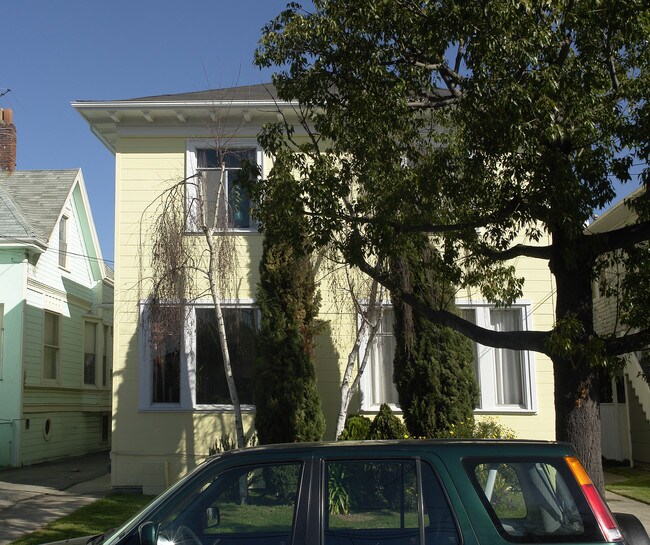 635 Taylor Ave in Alameda, CA - Foto de edificio - Building Photo