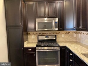 43075 Thoroughfare Gap Terrace in Ashburn, VA - Building Photo - Building Photo