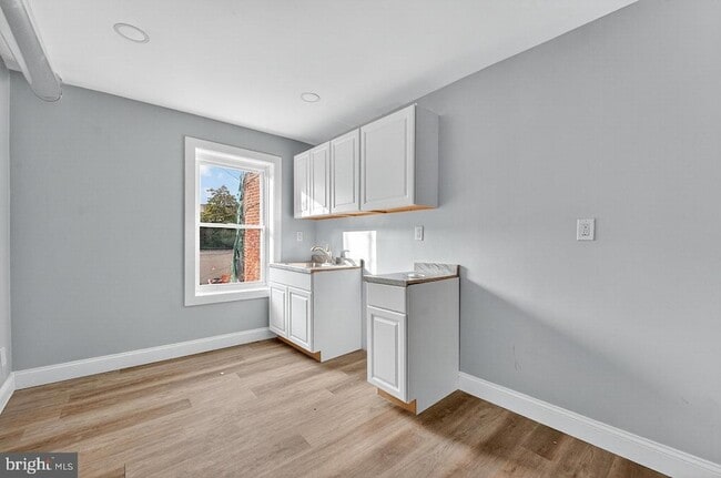 11 N Willow St, Unit 2 in Trenton, NJ - Building Photo - Building Photo